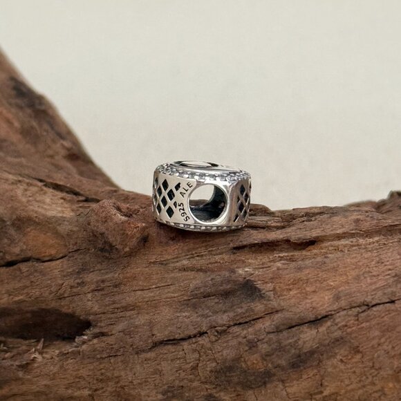 Pandora Virgin of GUADALUPE Mexican Doll Exclusive Bead S925 Silver Charm - Picture 2 of 3